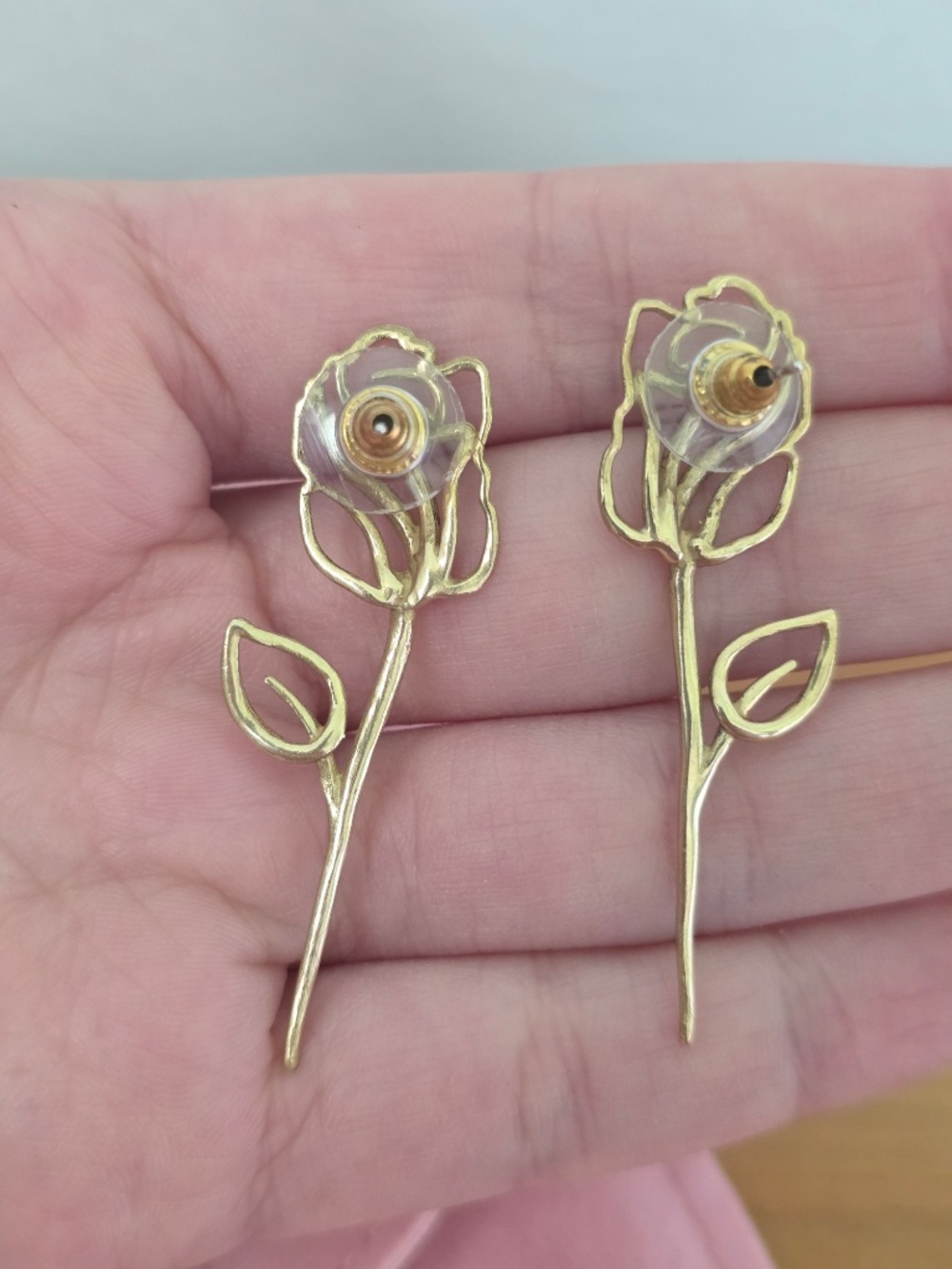 Rosalie Studs and Necklace - Each Jewels - Picture 8 of 9